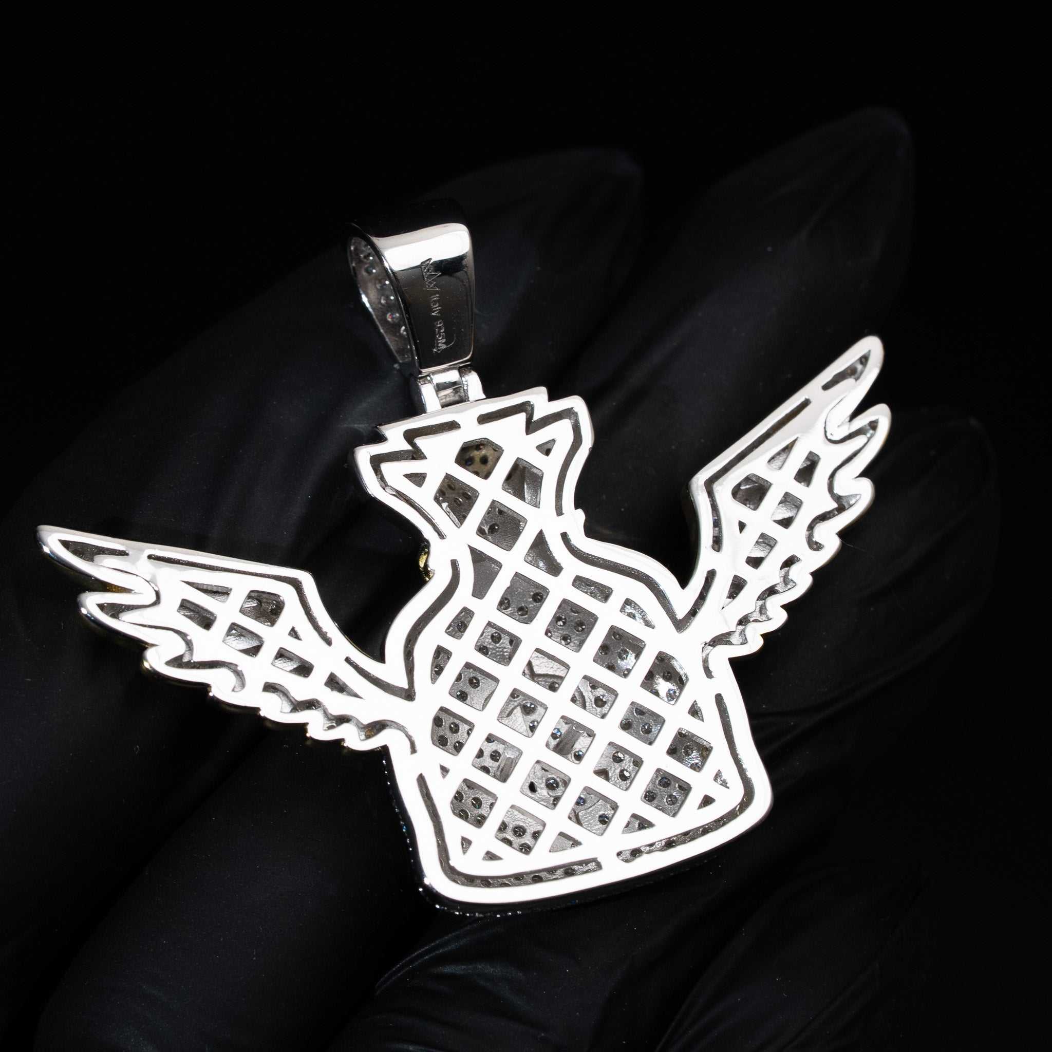 Moissanite Two Tone Money Bag Pendant 925 Sterling Silver – close-up detail
