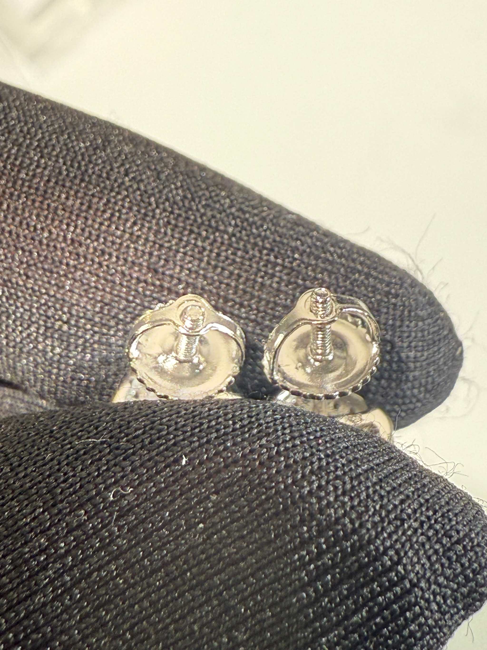 Moissanite Heart Earrings