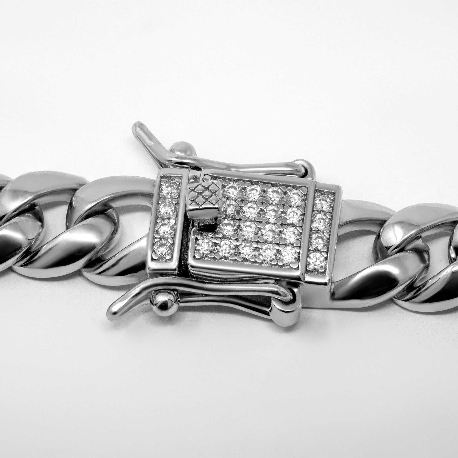 6MM Miami Cuban Link Chain in sterling silver with moissanite stones.