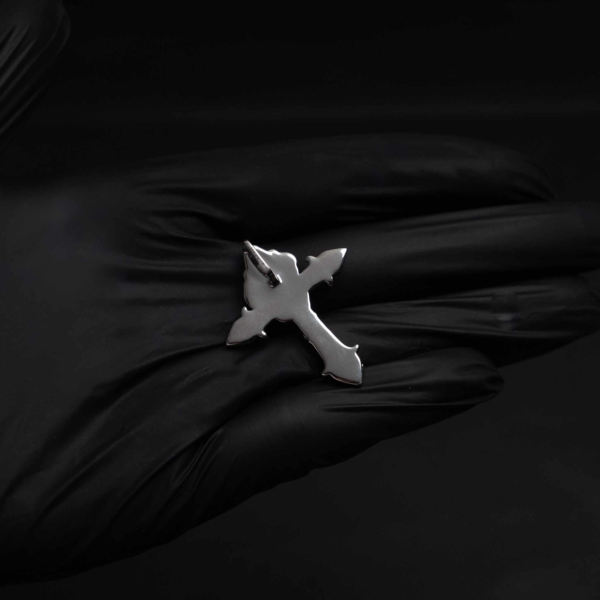 Rose Thorns Moissanite Cross Pendant Solid 925 Sterling Silver
