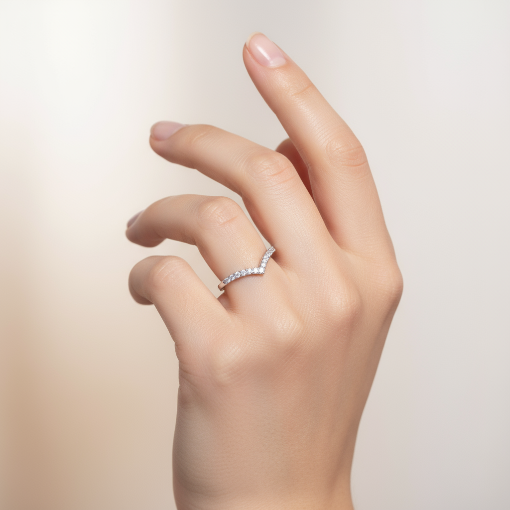 Aurora Moissanite Curved Band in 925 Sterling Silver