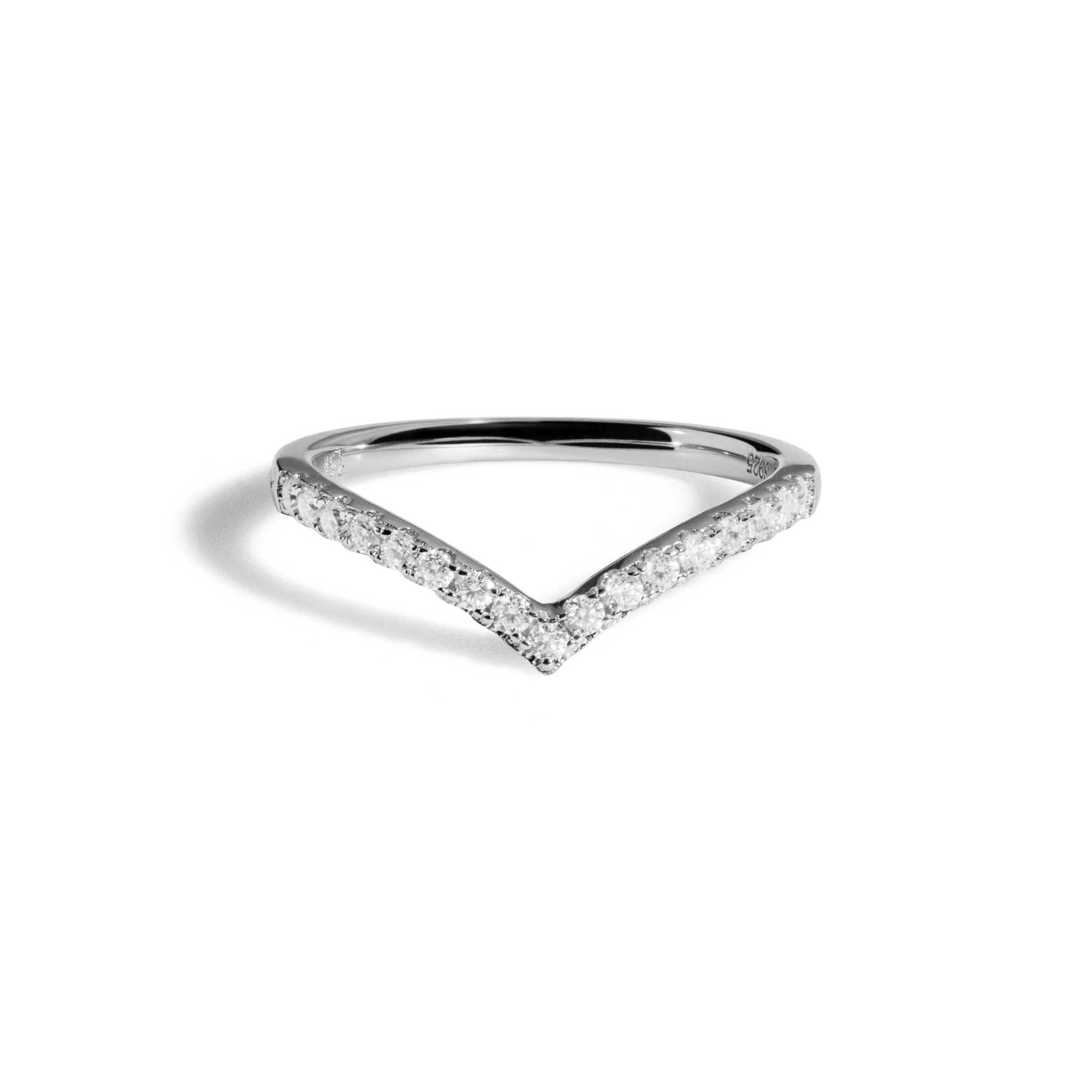 Aurora Curved Ring in sterling silver with moissanite stones, 0.27ct, excellent round cut.