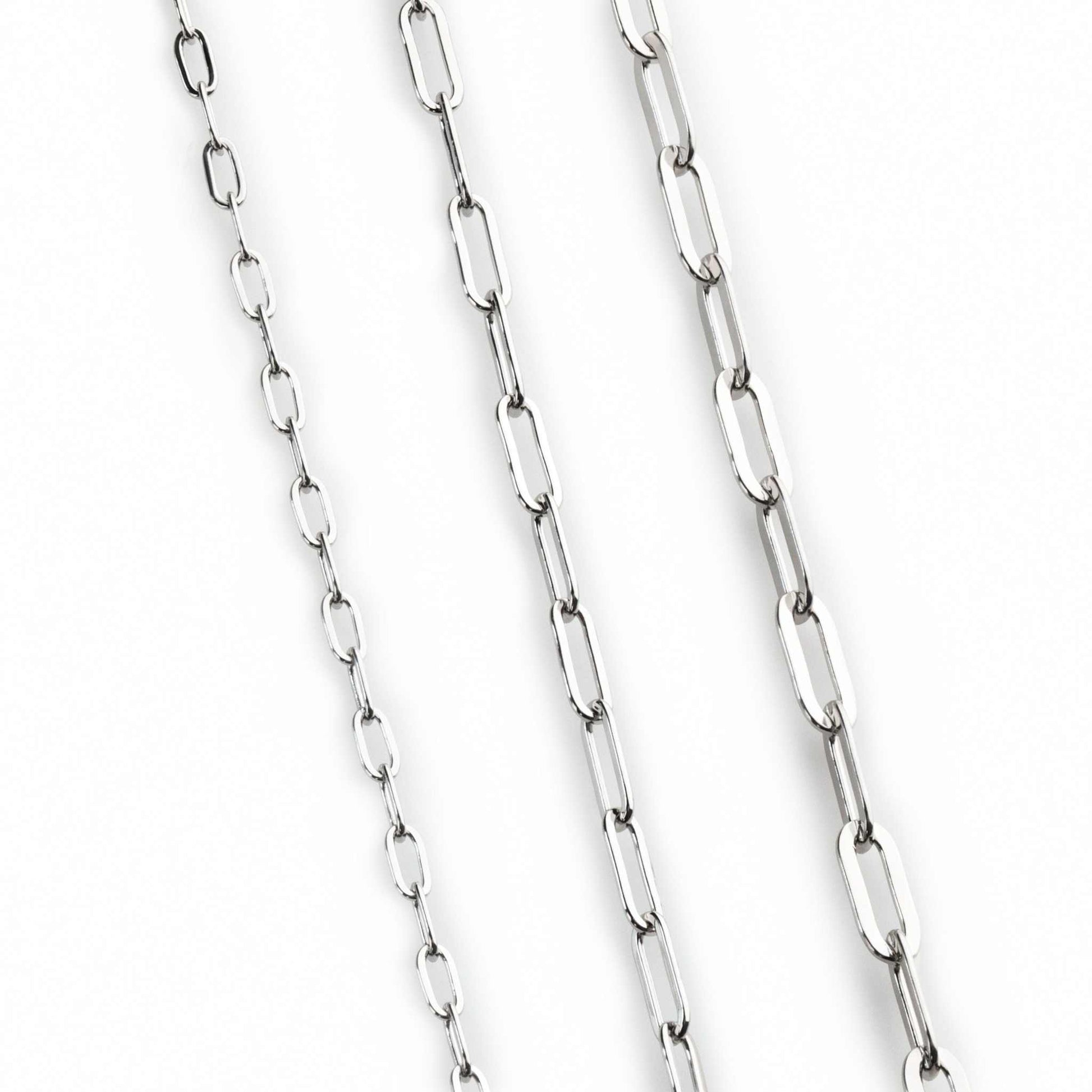 Paperclip chain necklace in 925 solid sterling silver with rectangle links.