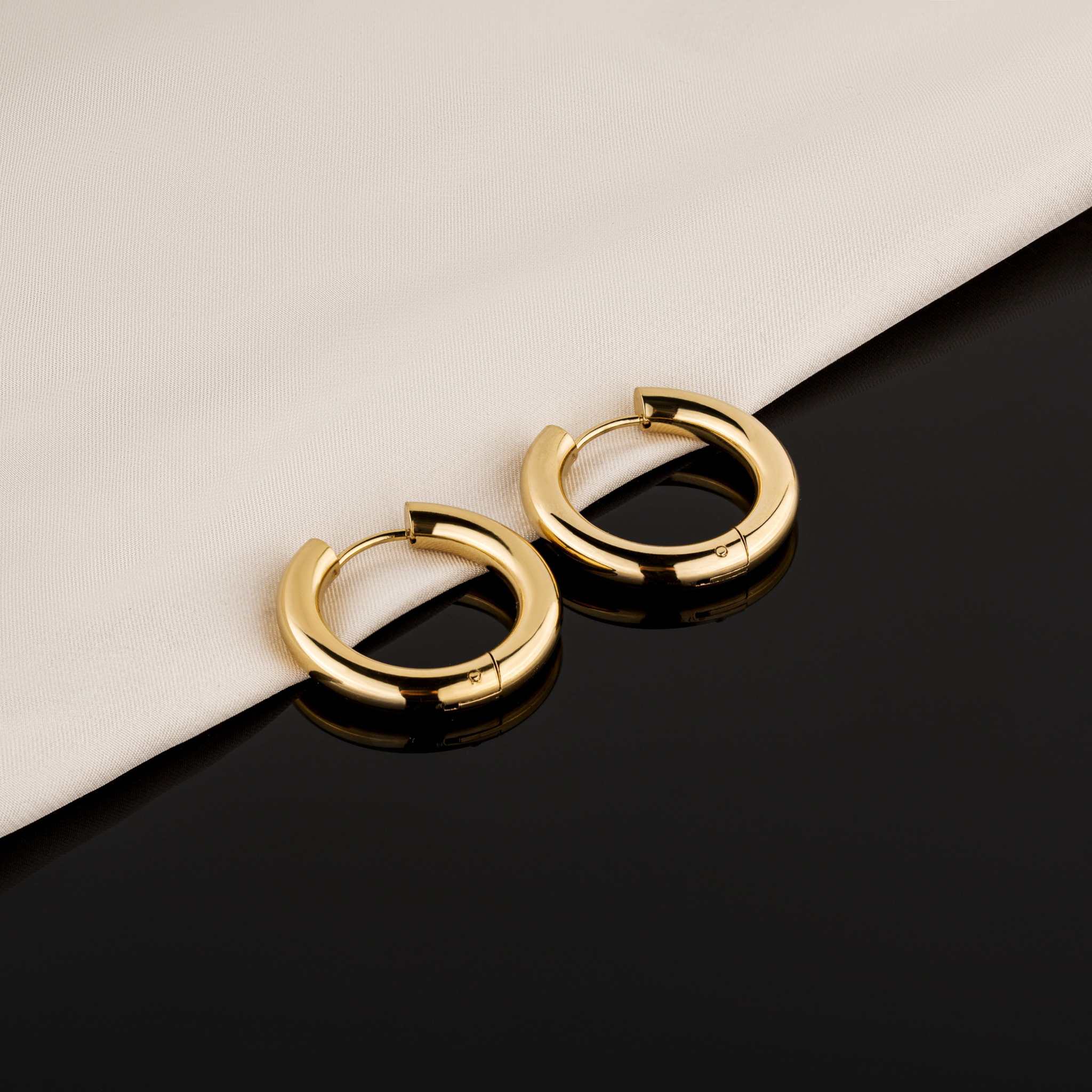 Mirage Bold Hoops, 18k PVD gold-plated stainless steel earrings, 24mm, hypoallergenic.